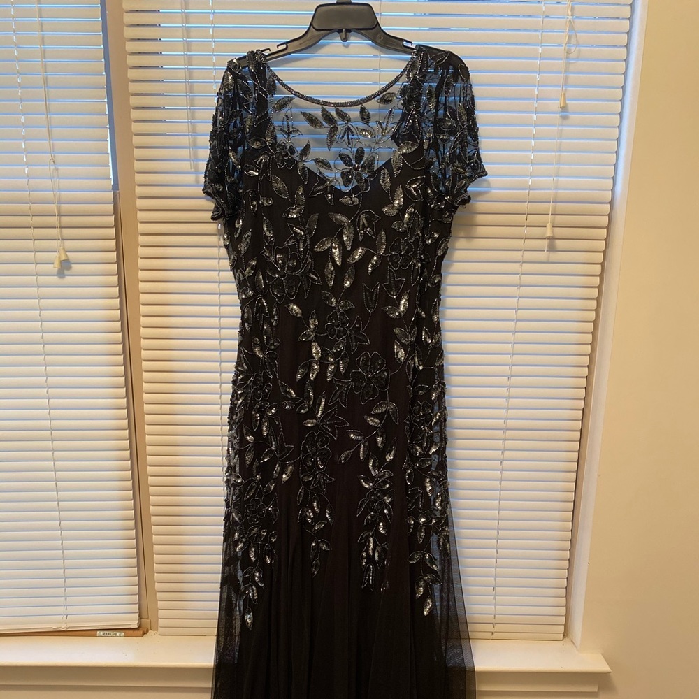 Adrianna Papell Black and Silver Floral Gown